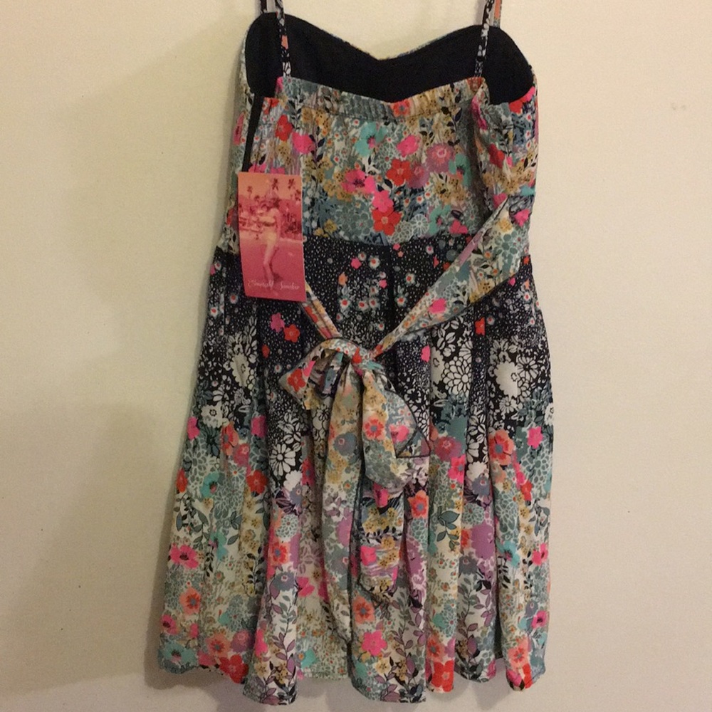 Emerald Sundae Flower Sundress NEW-TAGGED Size 11 all occasions spaghetti straps - Picture 4 of 8